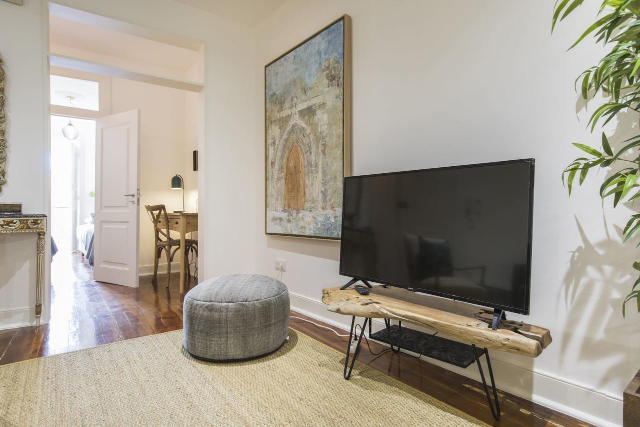 Carmo'S Wonder Apartment ลิสบอน ภายนอก รูปภาพ